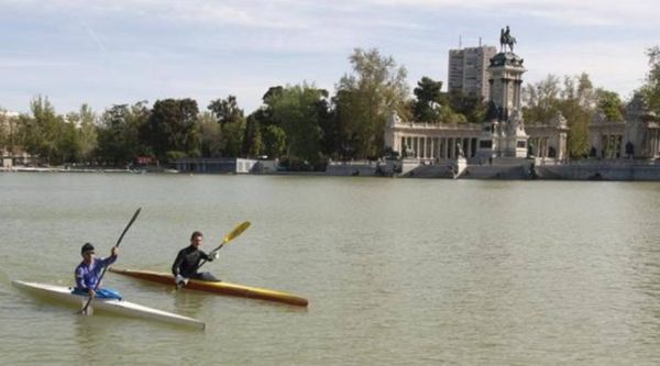 Club Piragüismo Vallehermoso Retiro y paseo en barca