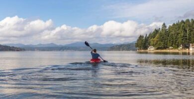 Los mejores pantanos para hacer kayak en Segovia